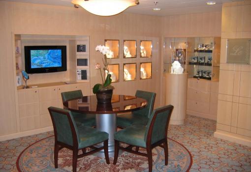 Le Boutique - Una de las tiendas a bordo